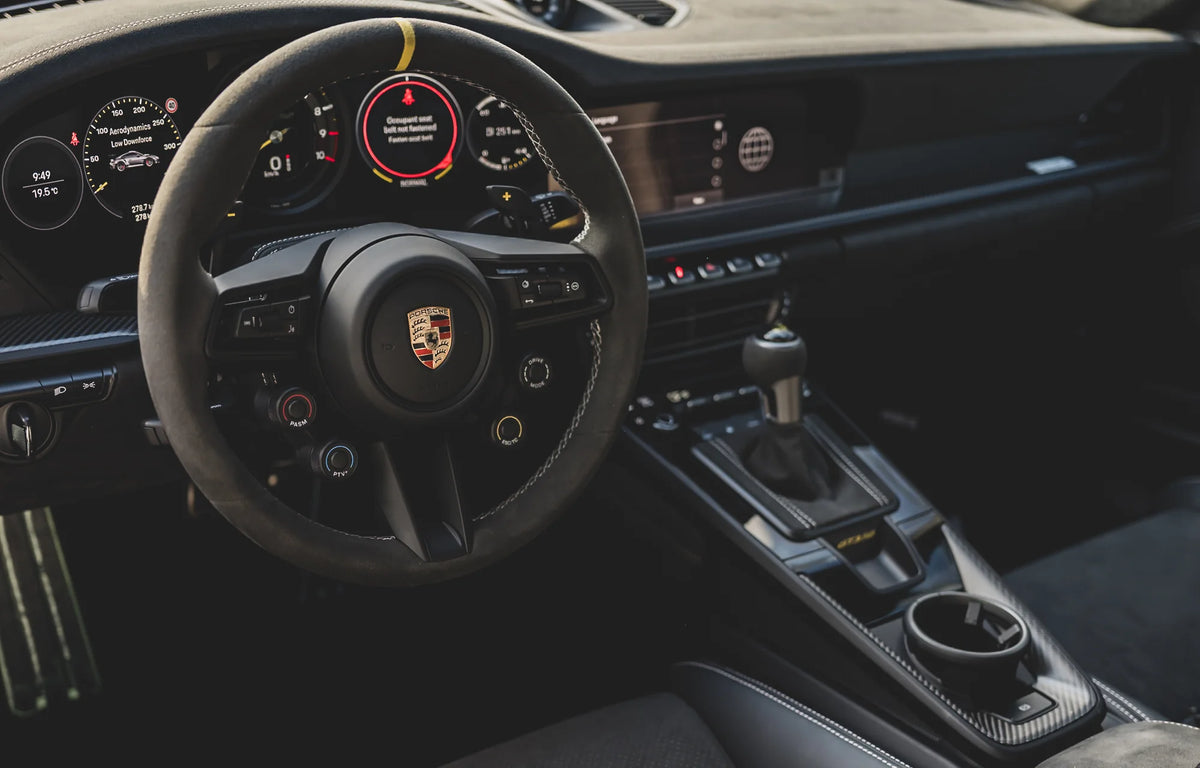 Porsche 911 GT3 RS Yellow — 10