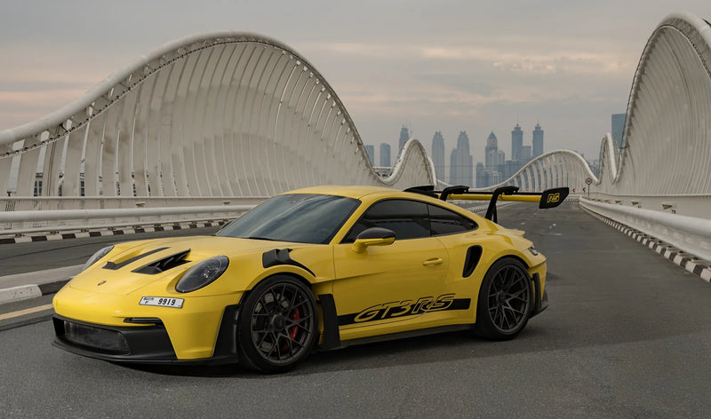 Porsche 911 GT3 RS Yellow — 01