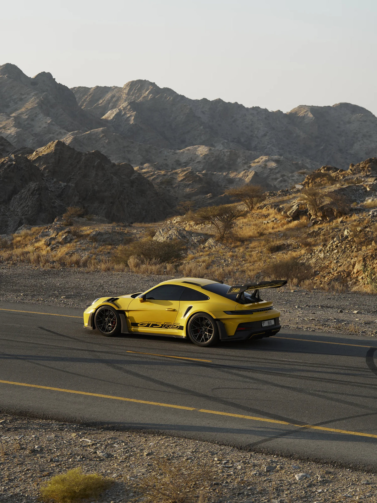 Porsche 911 GT3 RS Yellow — 07